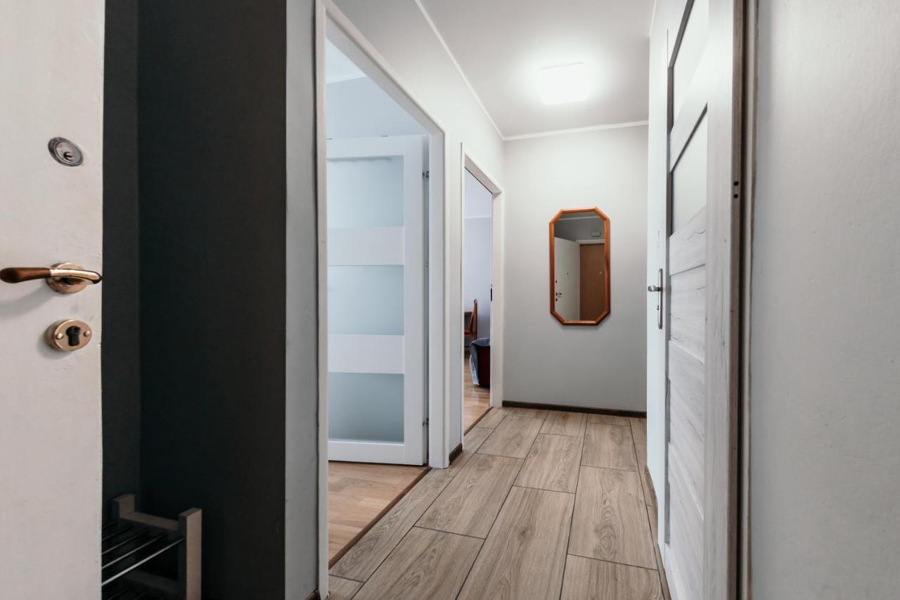 Spacious 3 Bedroom Apartament Near Olivia Business Center Gdansk Exterior photo